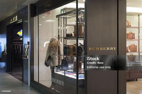 burberry roma fiumicino|Burberry .